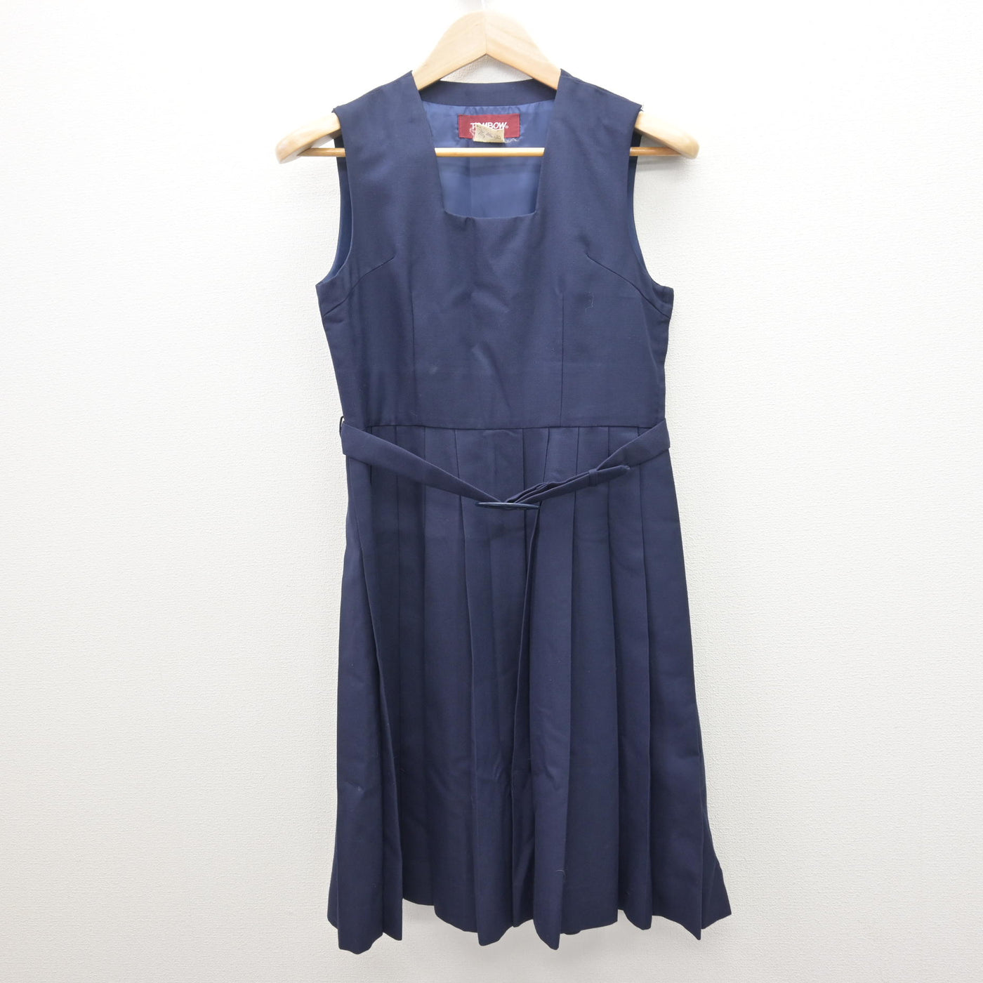 【中古】茨城県 緑岡中学校 女子制服 2点 (セーラー服・ジャンパースカート) sf121390