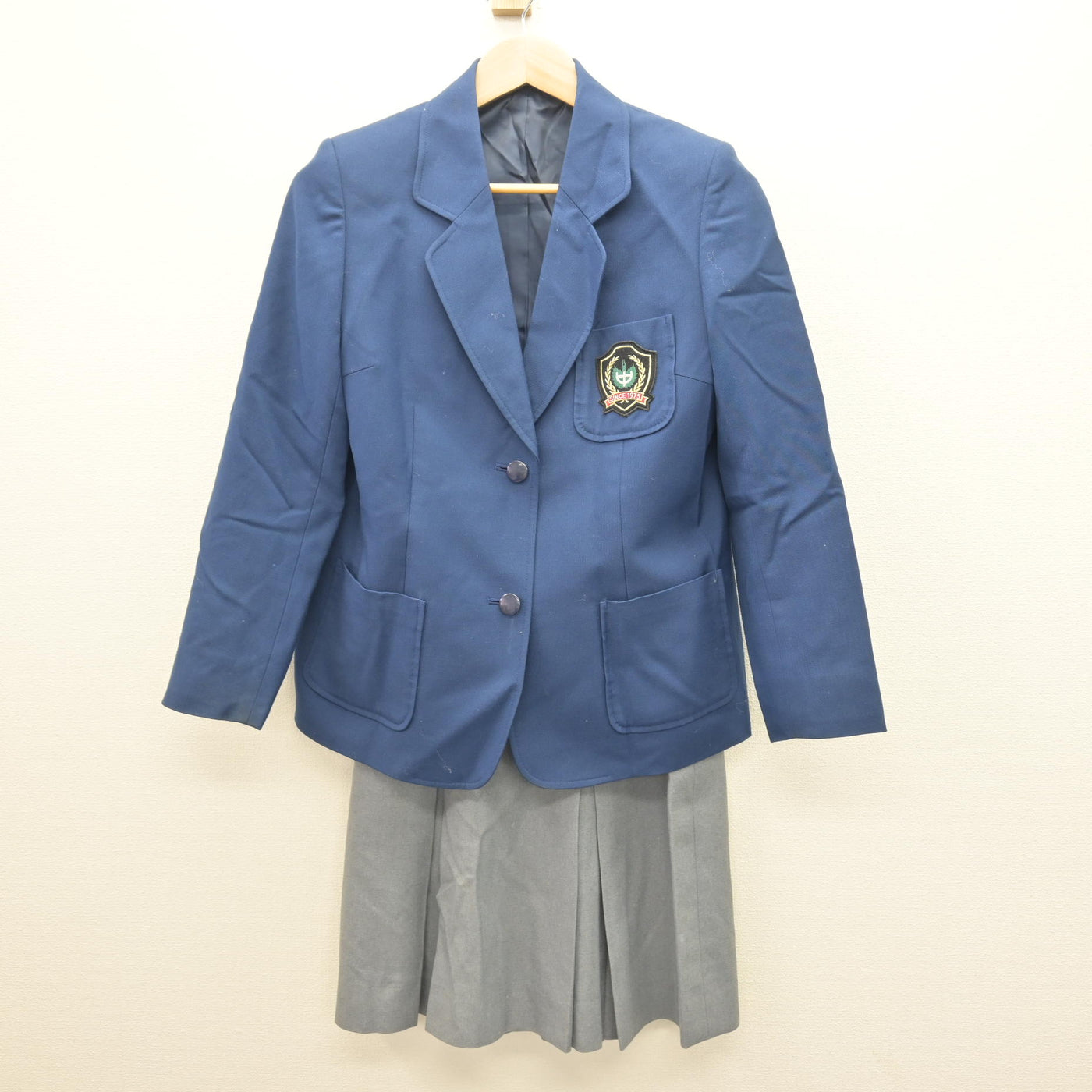 【中古】東京都 南大谷中学校 女子制服 3点 (ブレザー・スカート) sf121391