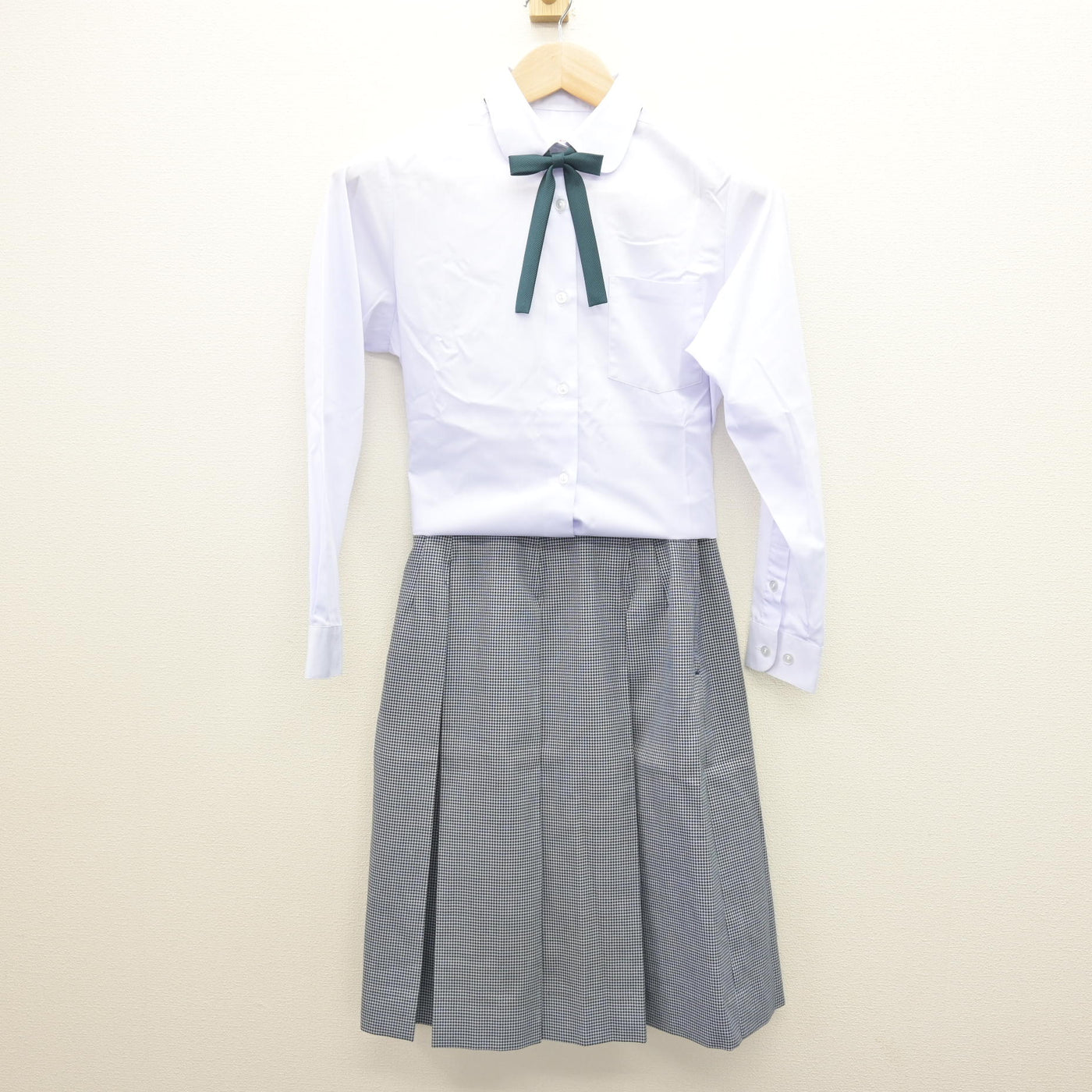 【中古】千葉県 山王中学校 女子制服 5点 (ブレザー・シャツ・スカート) sf121396