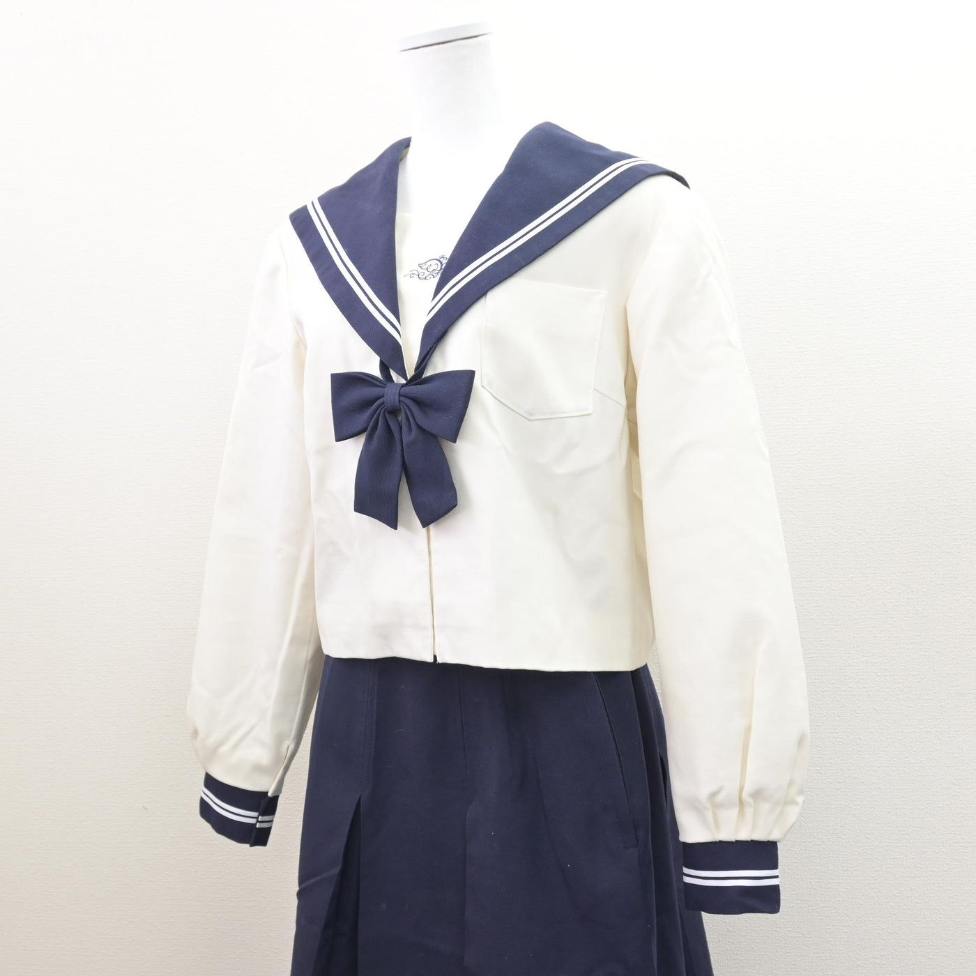 【中古】和歌山県 開智高等学校 女子制服 3点 (セーラー服・スカート) sf121435