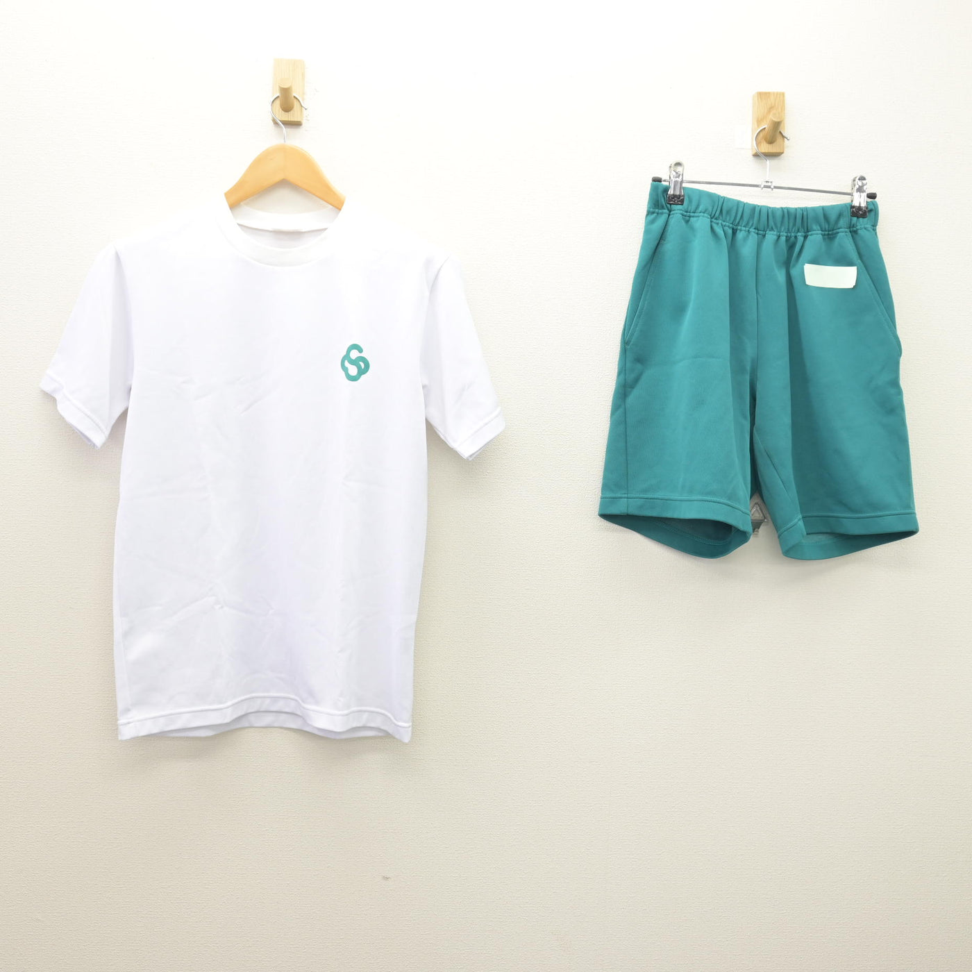 【中古】兵庫県 須磨学園夙川高等学校 女子制服 2点 (体操服 上・体操服 下) sf121444