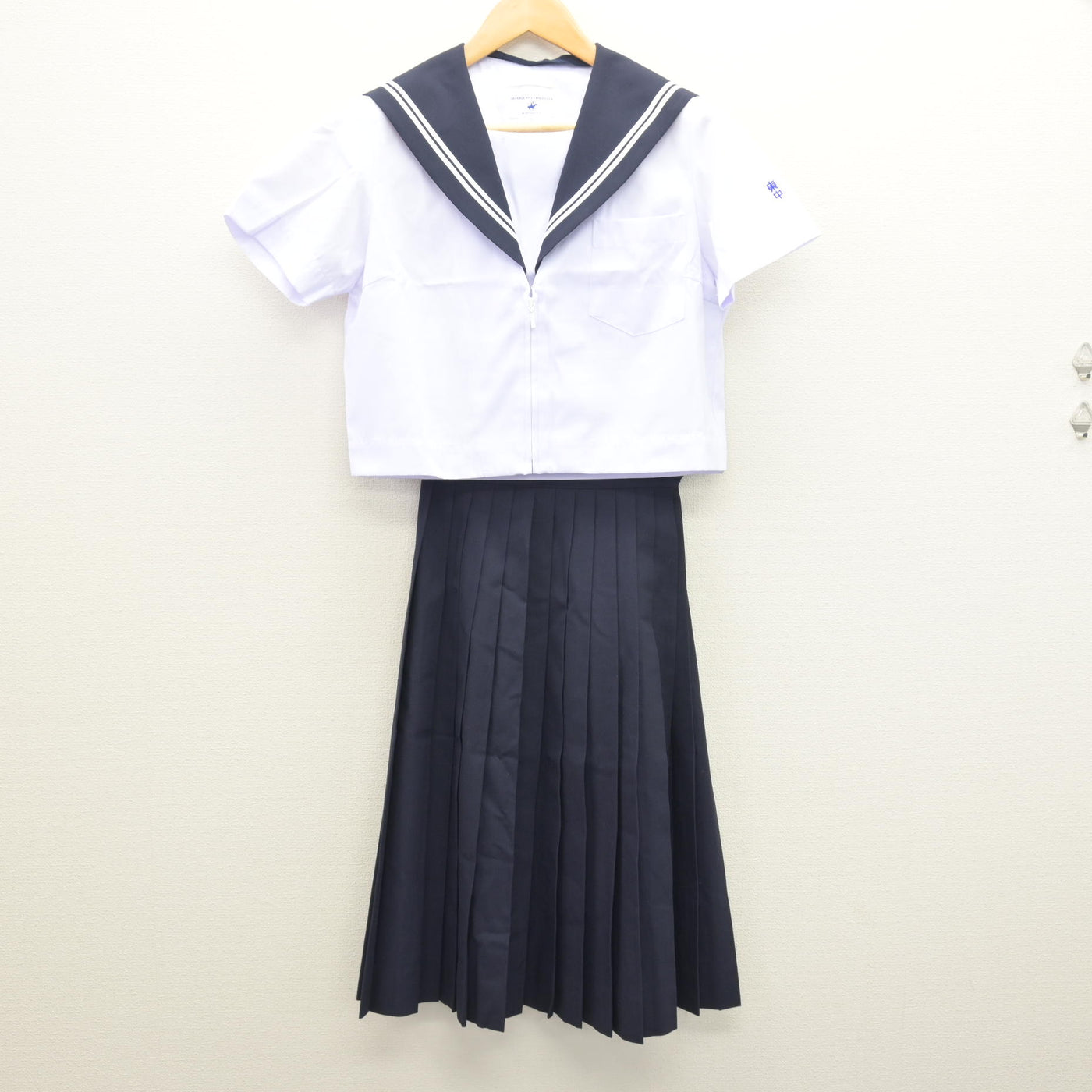 【中古】愛知県 東郷町立東郷中学校 女子制服 2点 (セーラー服・スカート) sf121446