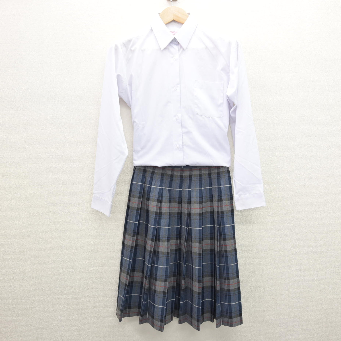 【中古】栃木県 真岡西中学校 女子制服 2点 (シャツ・スカート) sf121460