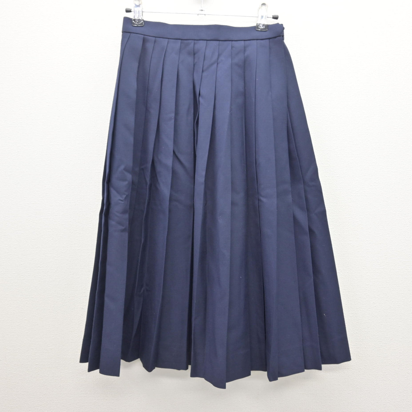 【中古】愛知県 岩成台中学校 女子制服 2点 (セーラー服・スカート) sf121469