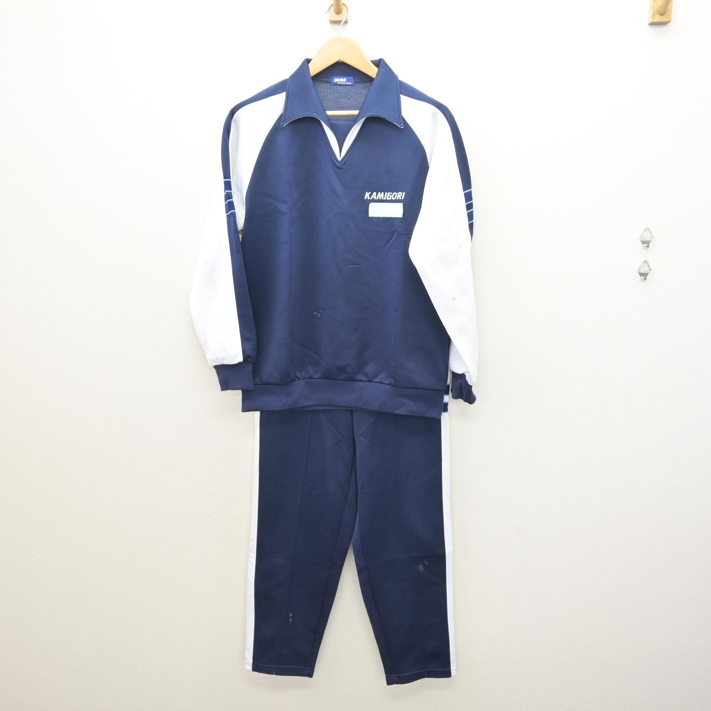 【中古】兵庫県 上郡中学校 女子制服 3点 (ジャージ 上・ジャージ 下・体操服 下) sf121504