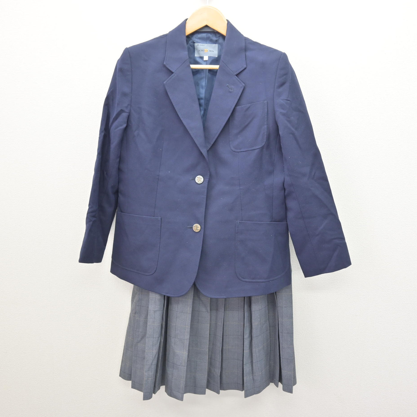【中古】埼玉県 岸川中学校 女子制服 2点 (ブレザー・スカート) sf121511