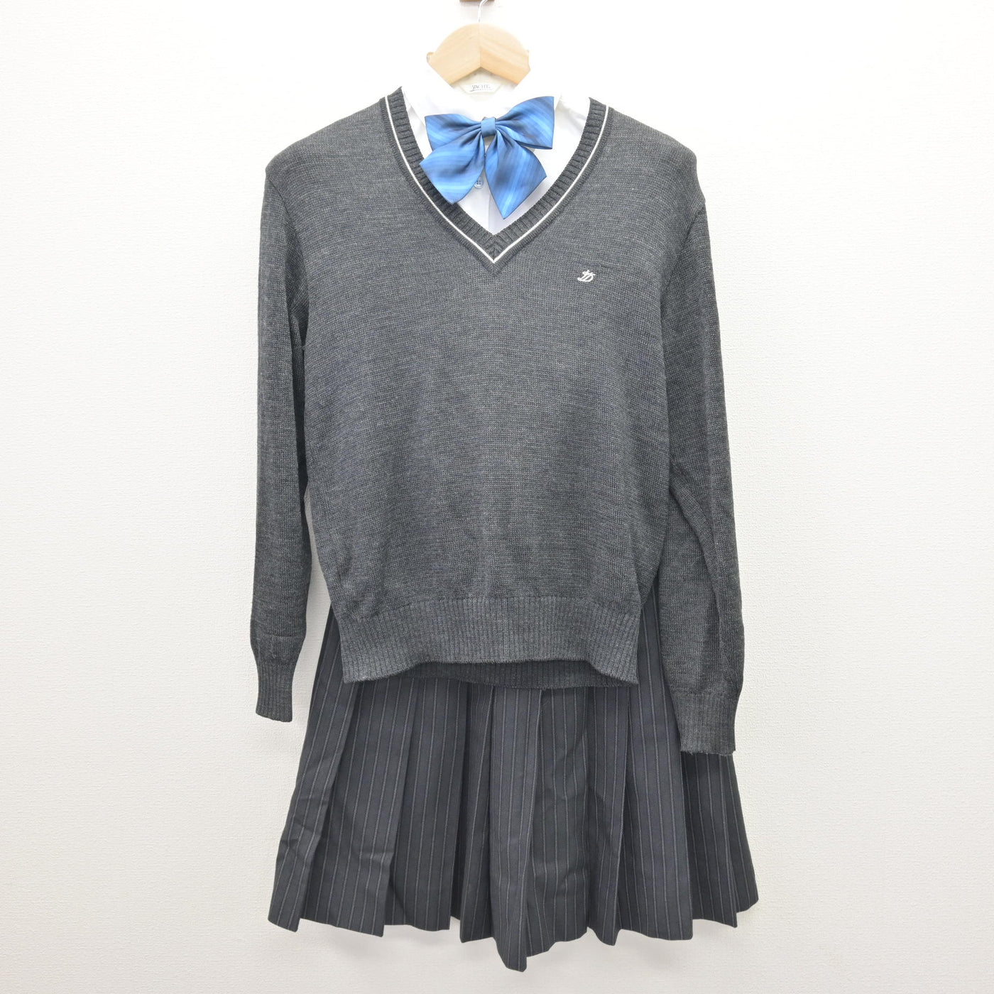 【中古】東京都 郁文館グローバル高等学校 女子制服 5点 (ブレザー・ニット・シャツ・スカート) sf121542