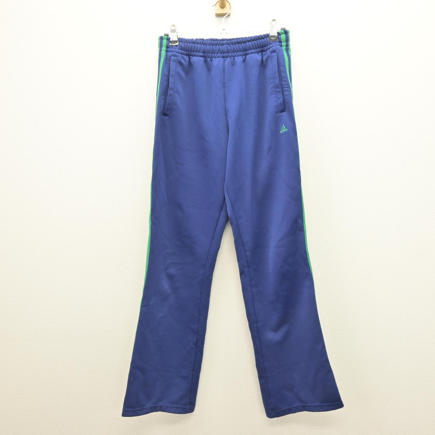 【中古】東京都 郁文館グローバル高等学校 女子制服 2点 (ジャージ 上・ジャージ 下) sf121545