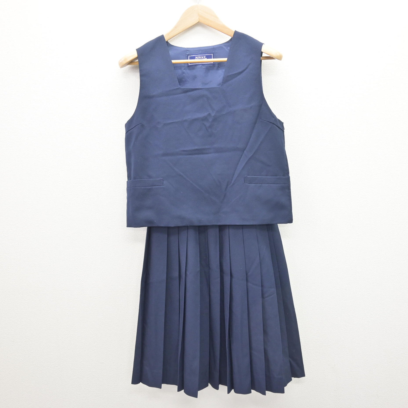 【中古】茨城県 下妻市立東部中学校 女子制服 3点 (ブレザー・ベスト・スカート) sf121547