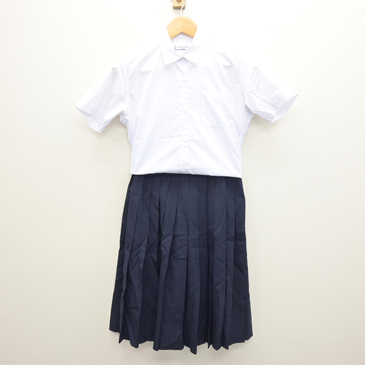 【中古】千葉県 柏中学校 女子制服 3点 (ベスト・シャツ・スカート) sf121578