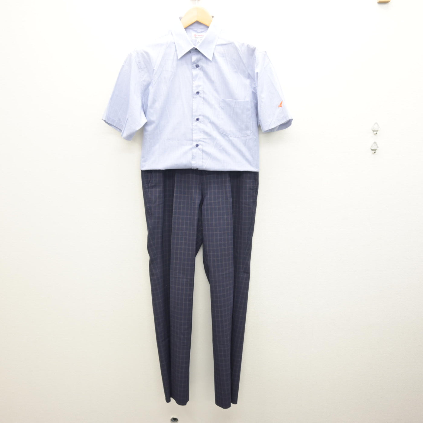 【中古】北海道 北海道科学大学高等学校 男子制服 2点 (シャツ・ズボン) sf121583