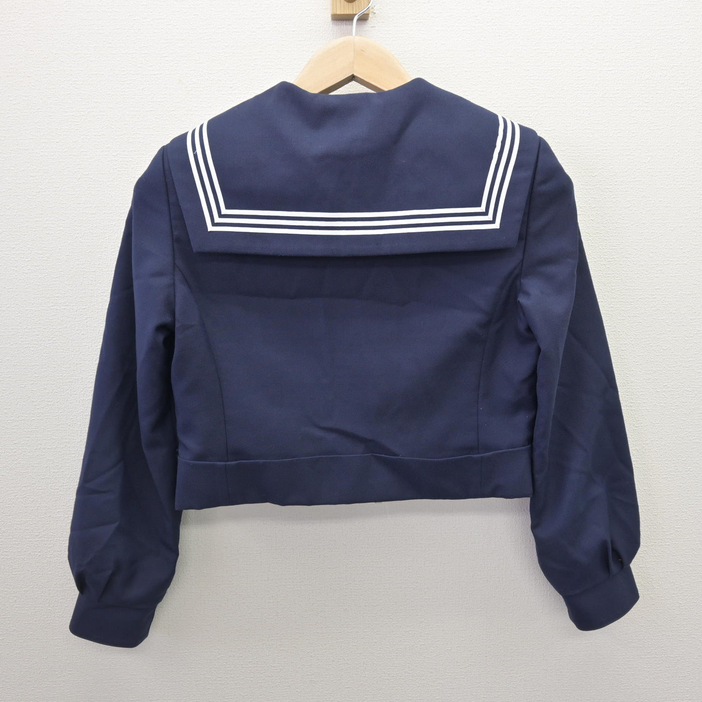 【中古】福岡県 遠賀中学校/旧制服 女子制服 1点 (セーラー服) sf121610