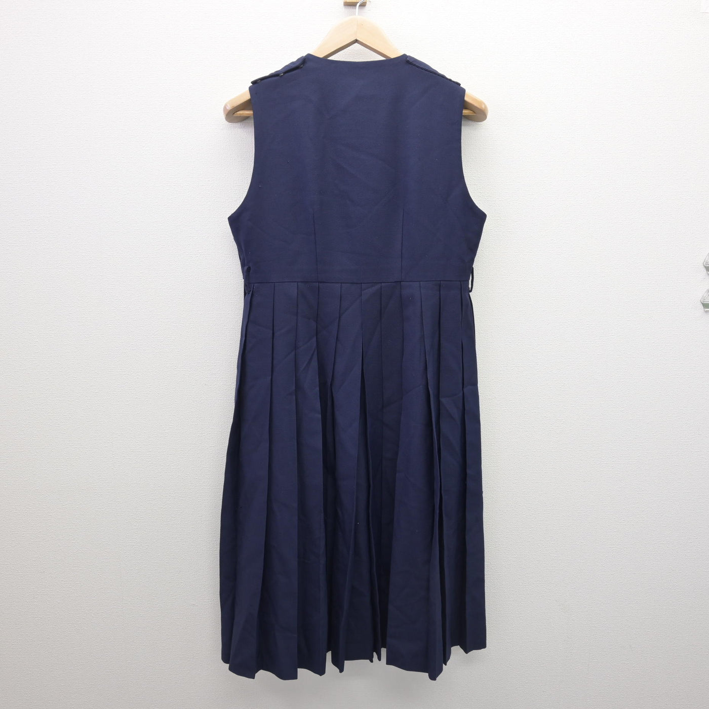 【中古】福岡県 北九州学校用品 女子制服 1点 (ジャンパースカート) sf121611