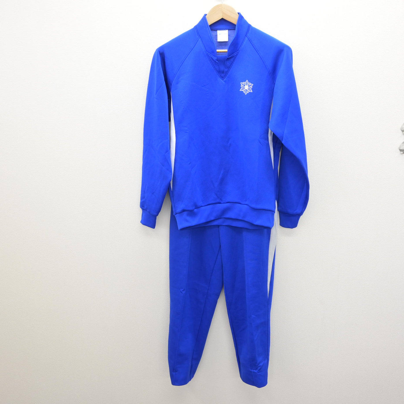 【中古】大阪府 金岡南中学校 女子制服 2点 (ジャージ 上・ジャージ 下) sf121625