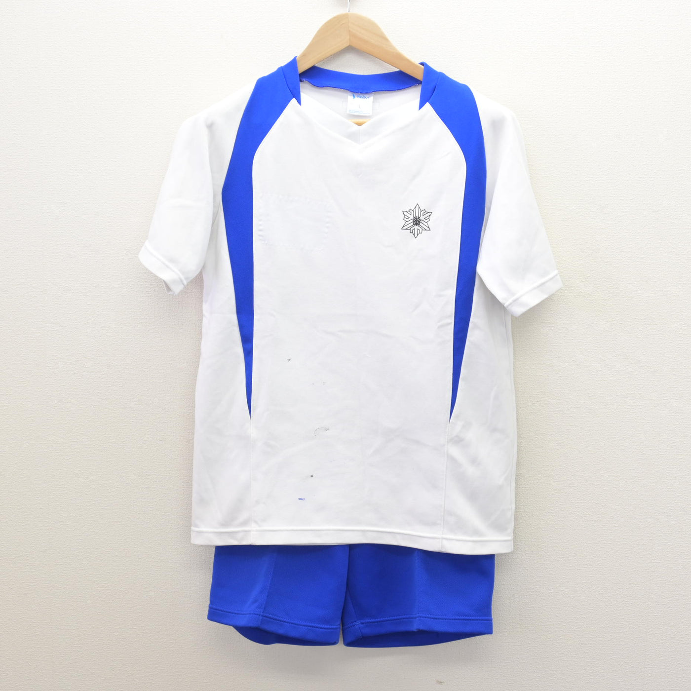 【中古】大阪府 金岡南中学校 女子制服 2点 (体操服 上・体操服 下) sf121629