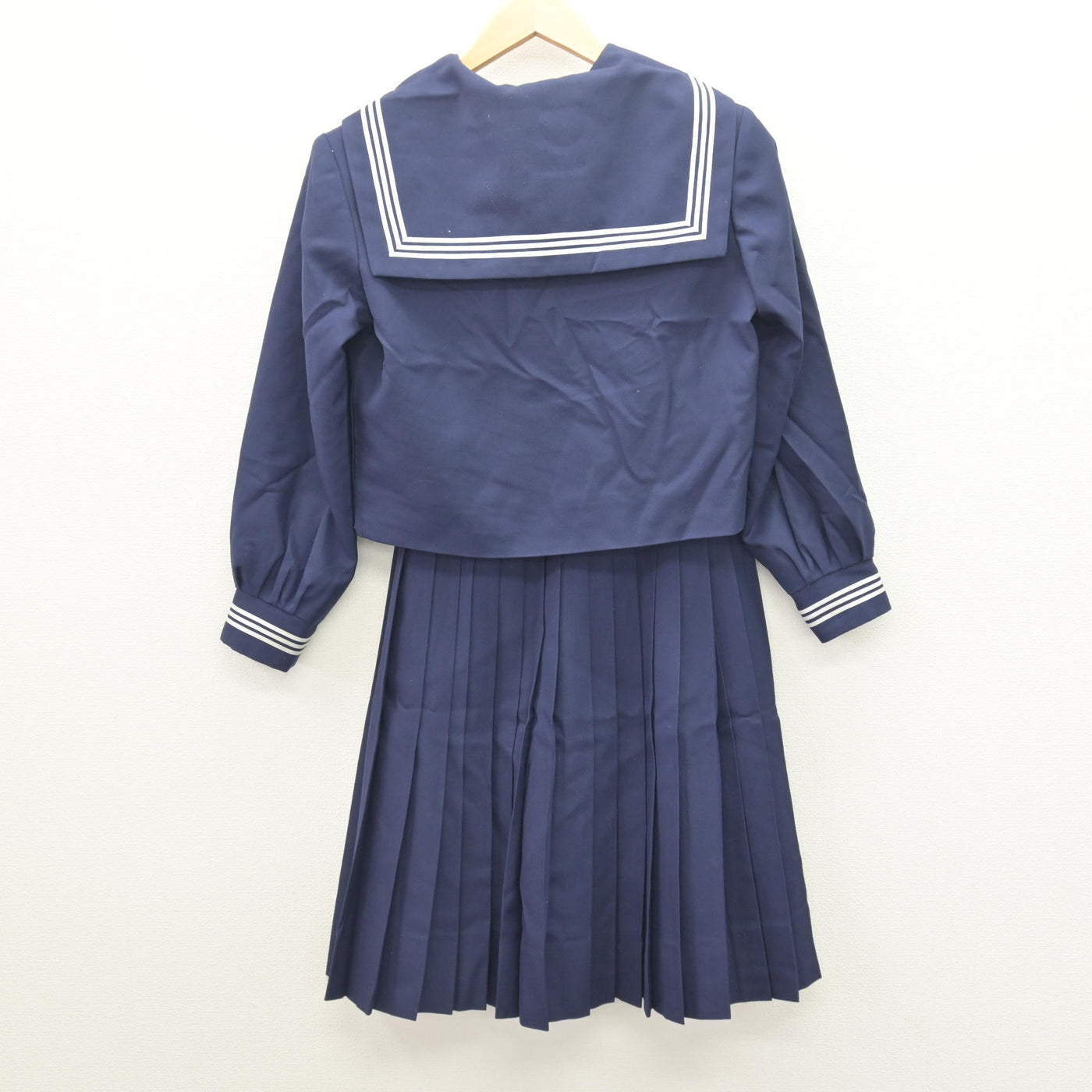 【中古】兵庫県 西脇南中学校 女子制服 3点 (セーラー服・スカート) sf121637