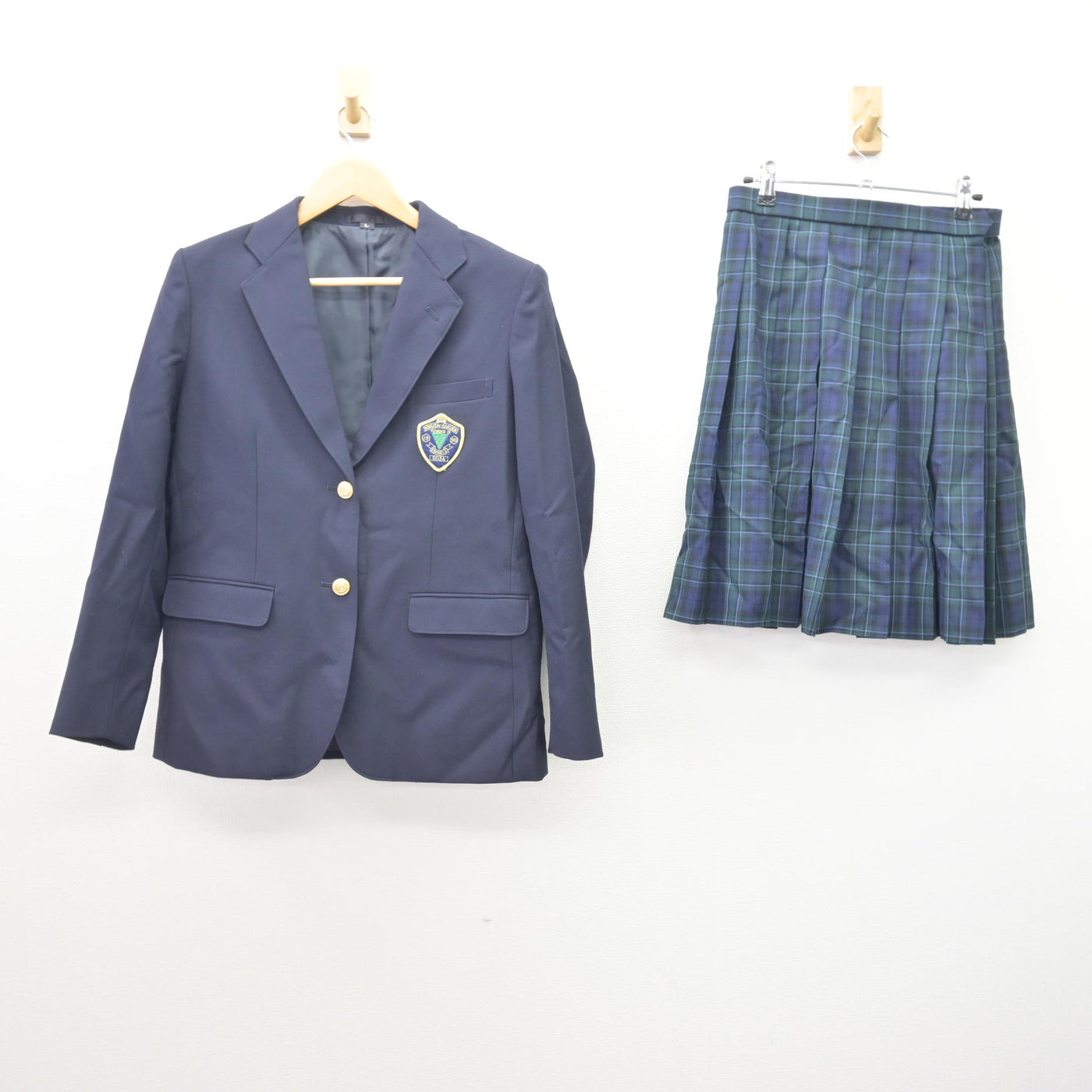 【中古】富山県 星槎国際高等学校 女子制服 2点 (ブレザー・スカート) sf121655