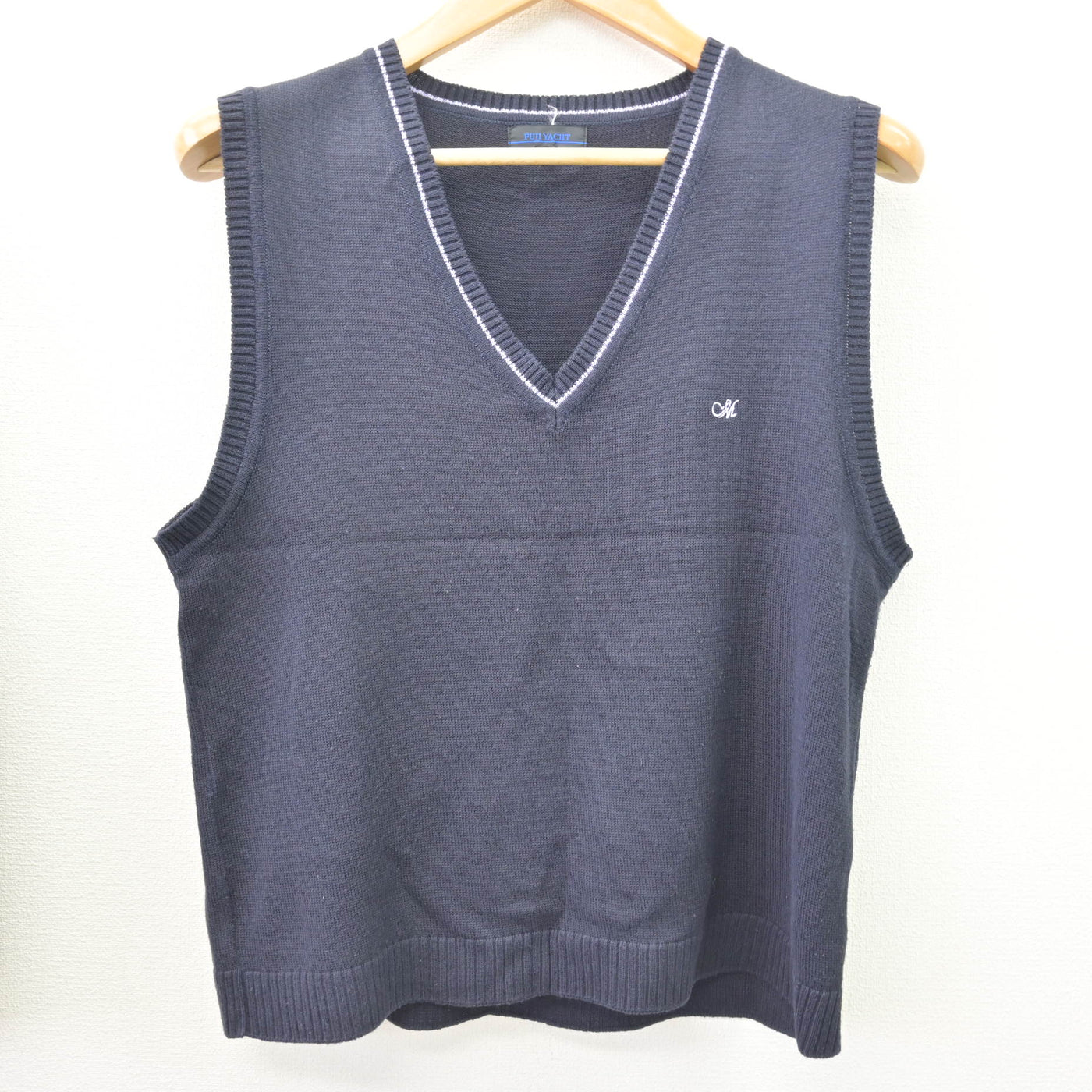 【中古】東京都 三輪田学園高等学校 女子制服 2点 (ニット・ニットベスト) sf121658