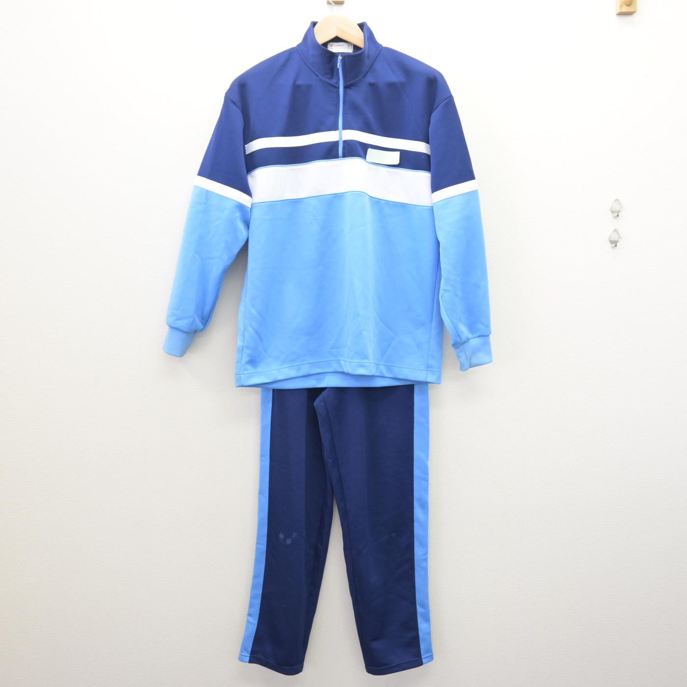【中古】神奈川県 横浜緑園高等学校 女子制服 2点 (ジャージ 上・ジャージ 下) sf121678