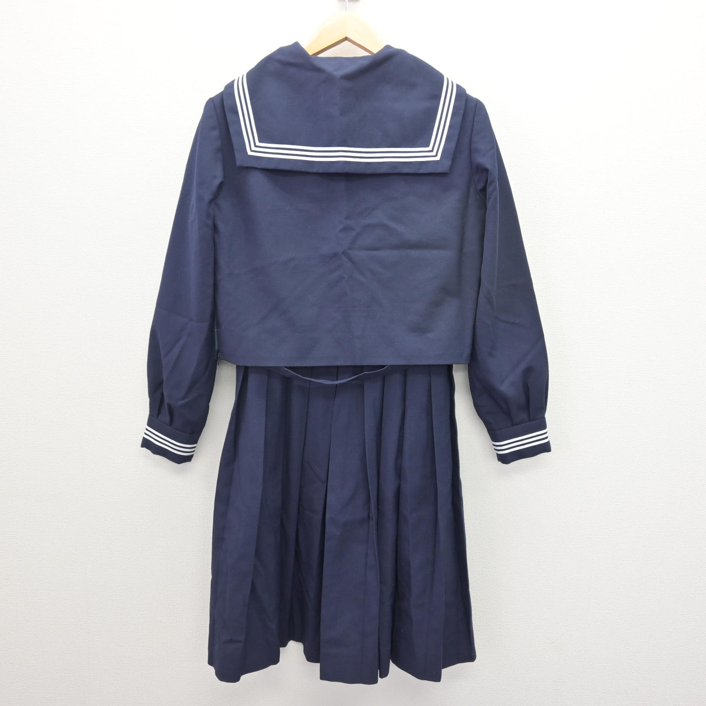 【中古】神奈川県 御幸中学校/旧制服 女子制服 4点 (セーラー服・スカート・ジャンパースカート) sf121682