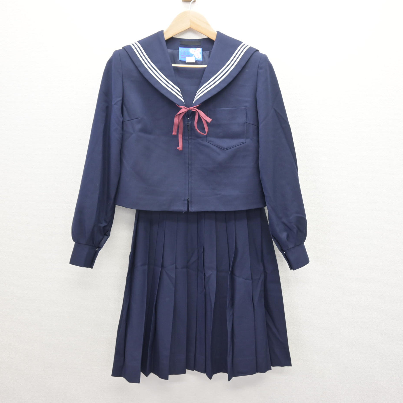 中古】岐阜県 輪之内中学校 女子制服 3点 (セーラー服・スカート