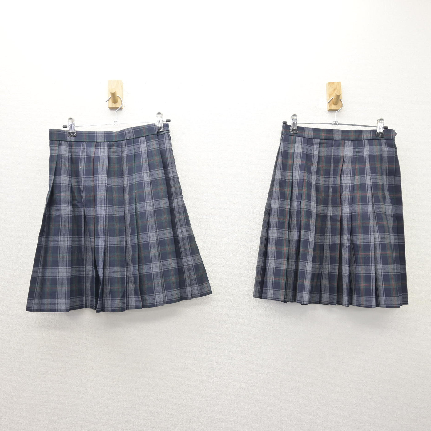【中古】神奈川県 中和田中学校 女子制服 4点 (ブレザー・スカート) sf121702