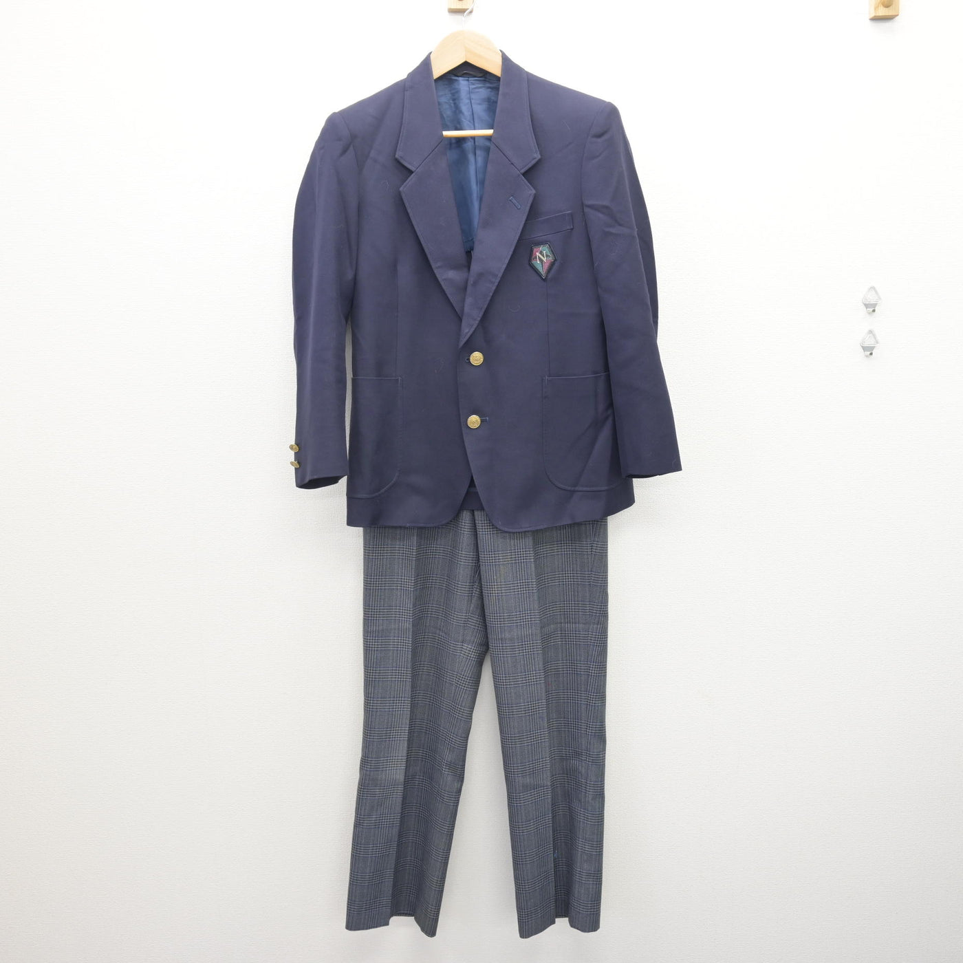 【中古】神奈川県 中和田中学校 男子制服 3点 (ブレザー・ズボン) sf121703