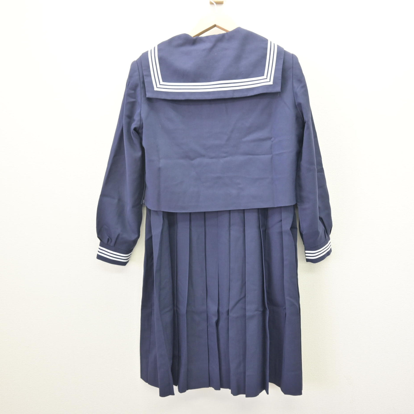 【中古】熊本県 西合志南中学校 女子制服 3点 (セーラー服・ジャンパースカート) sf121720