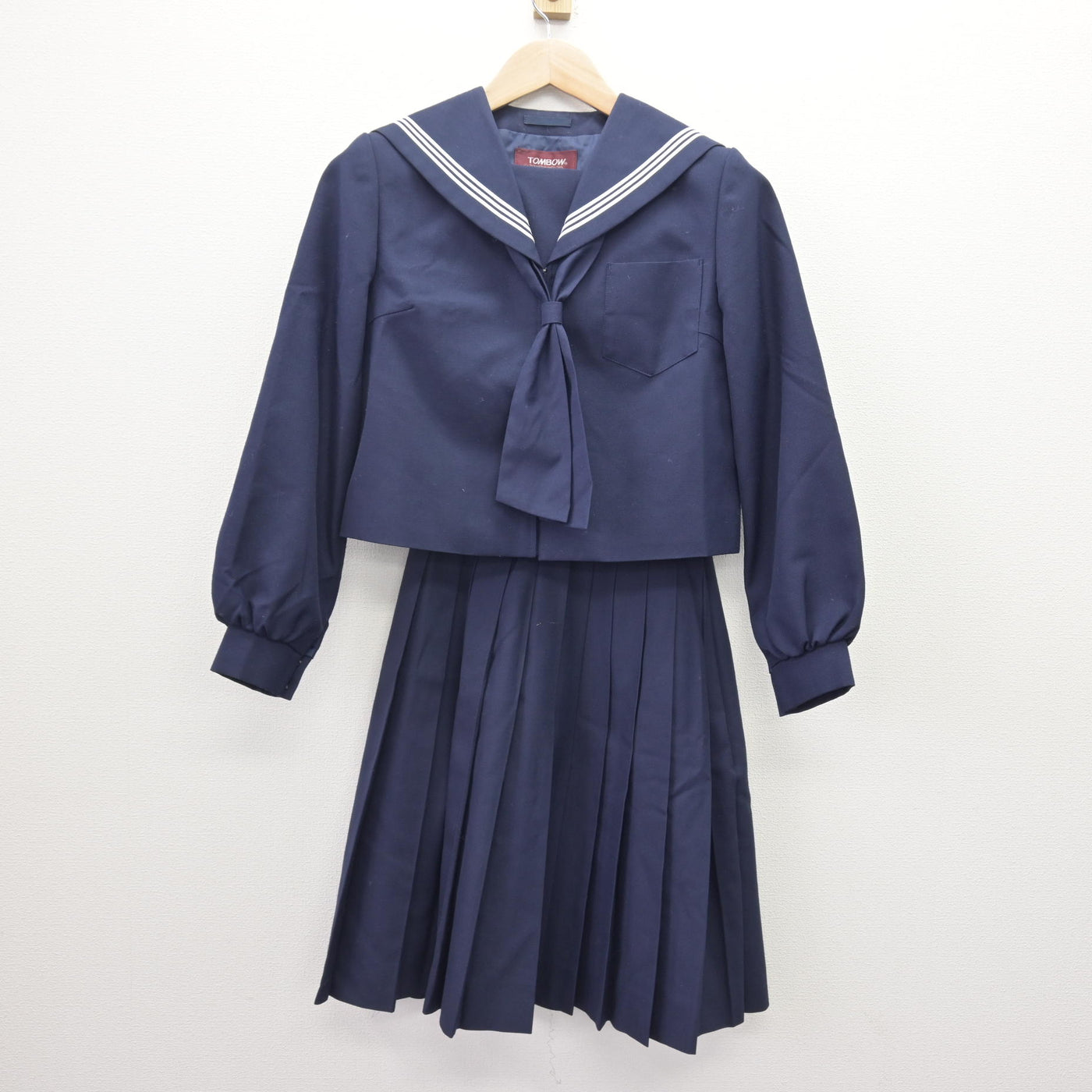 【中古】北海道 深川中学校 女子制服 3点 (セーラー服・スカート) sf121745