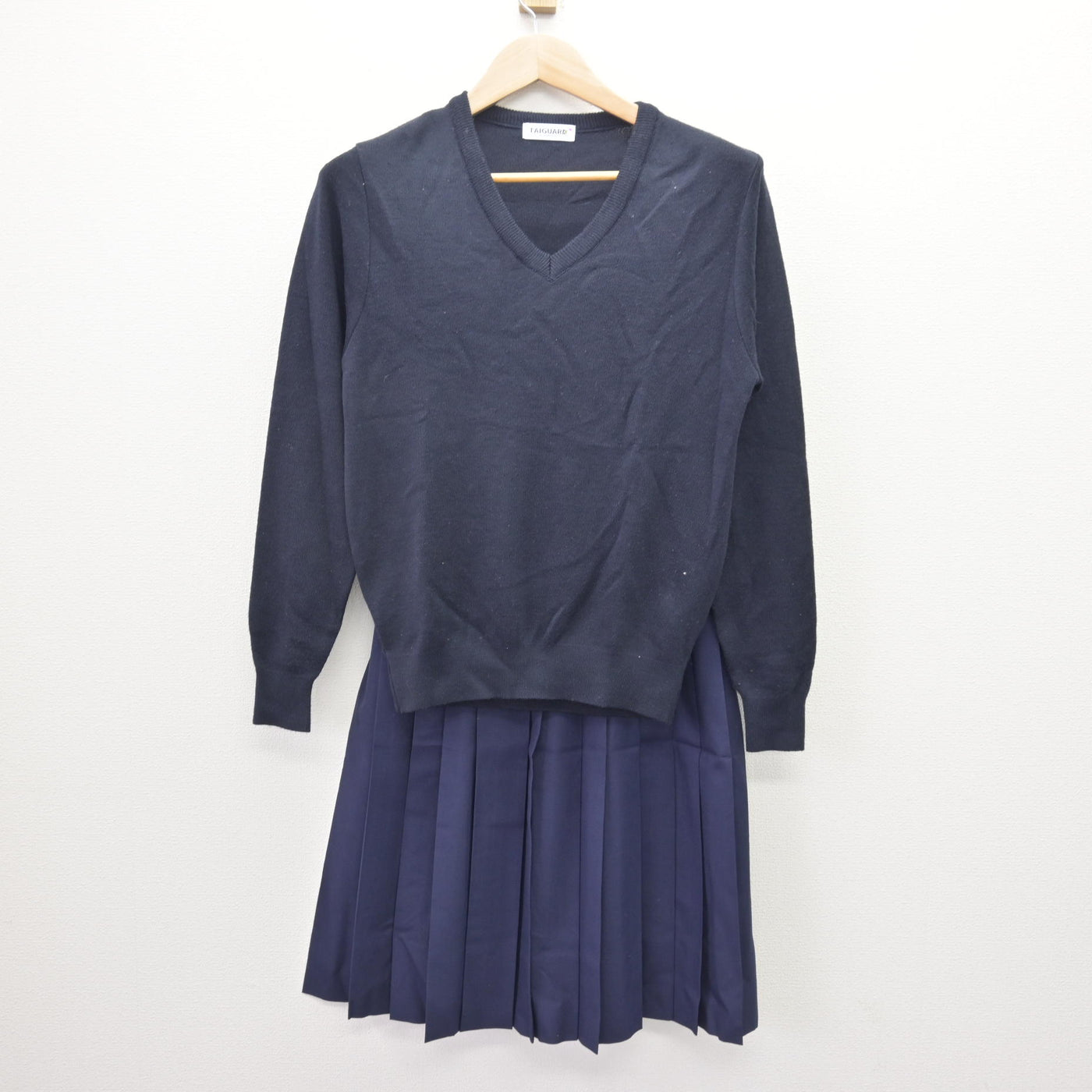 【中古】兵庫県 御影中学校 女子制服 2点 (ニット・スカート) sf121750