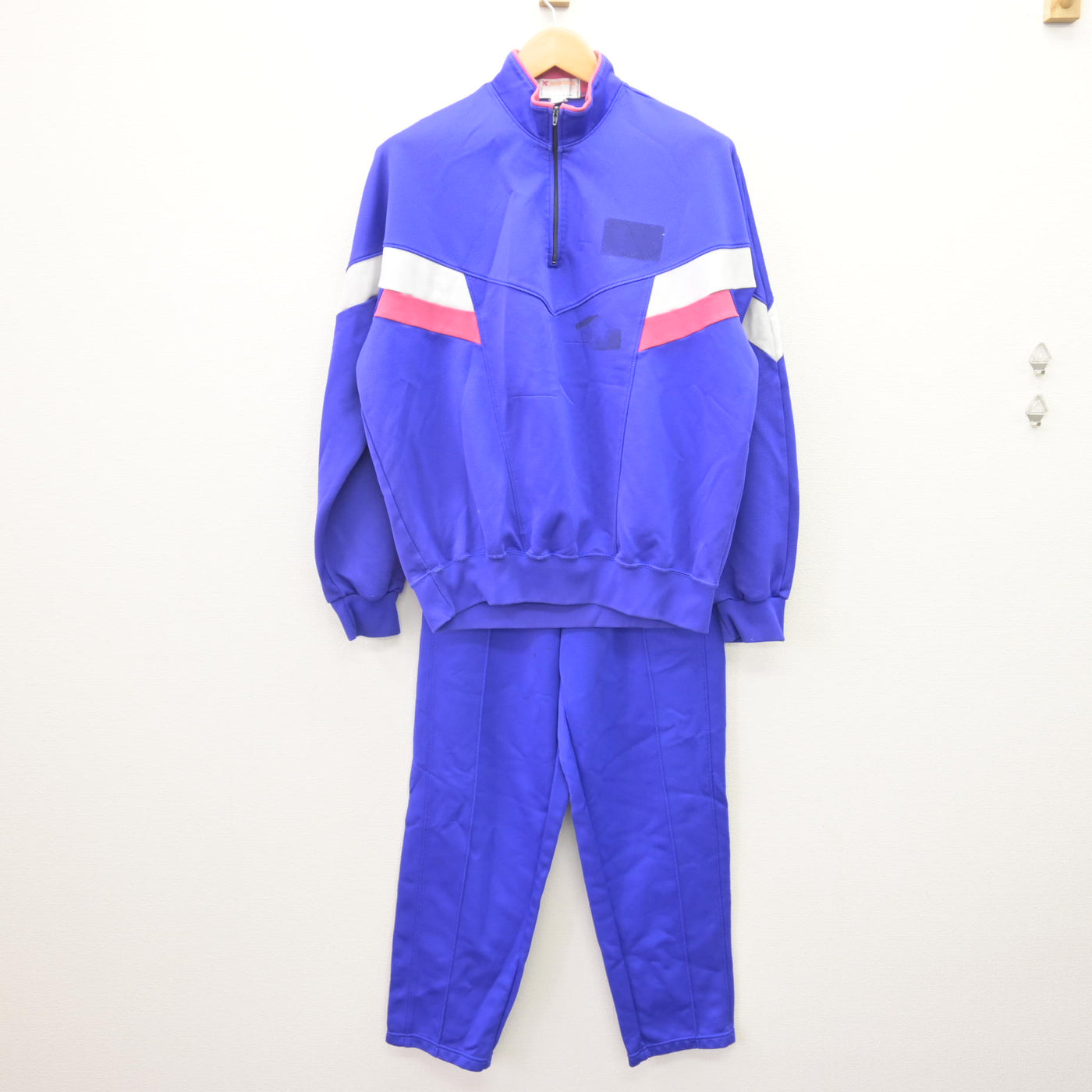【中古】埼玉県 川里中学校 男子制服 2点 (ジャージ 上・ジャージ 下) sf121757