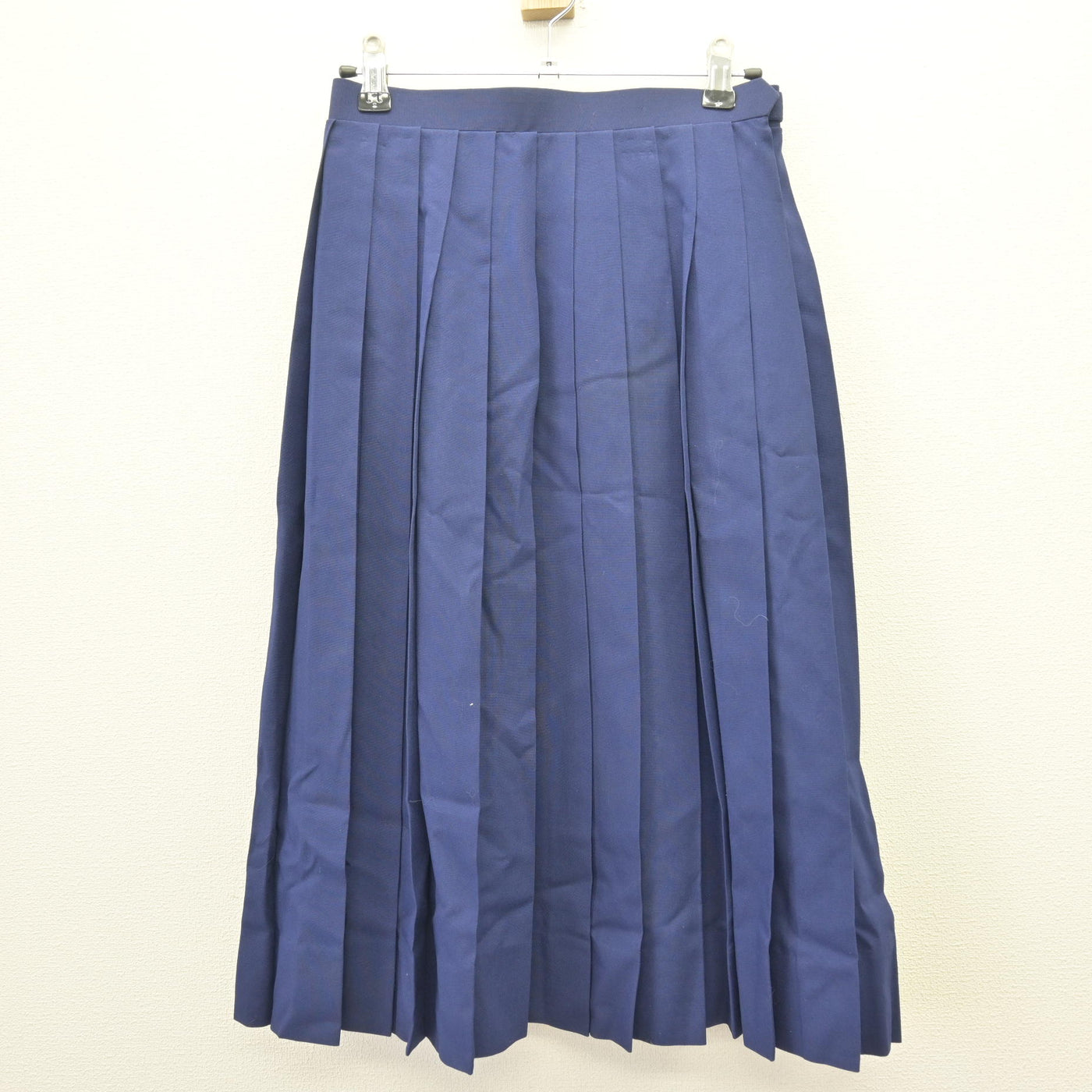 【中古】千葉県 八街中央中学校 女子制服 4点 (セーラー服・ベスト・スカート) sf121785