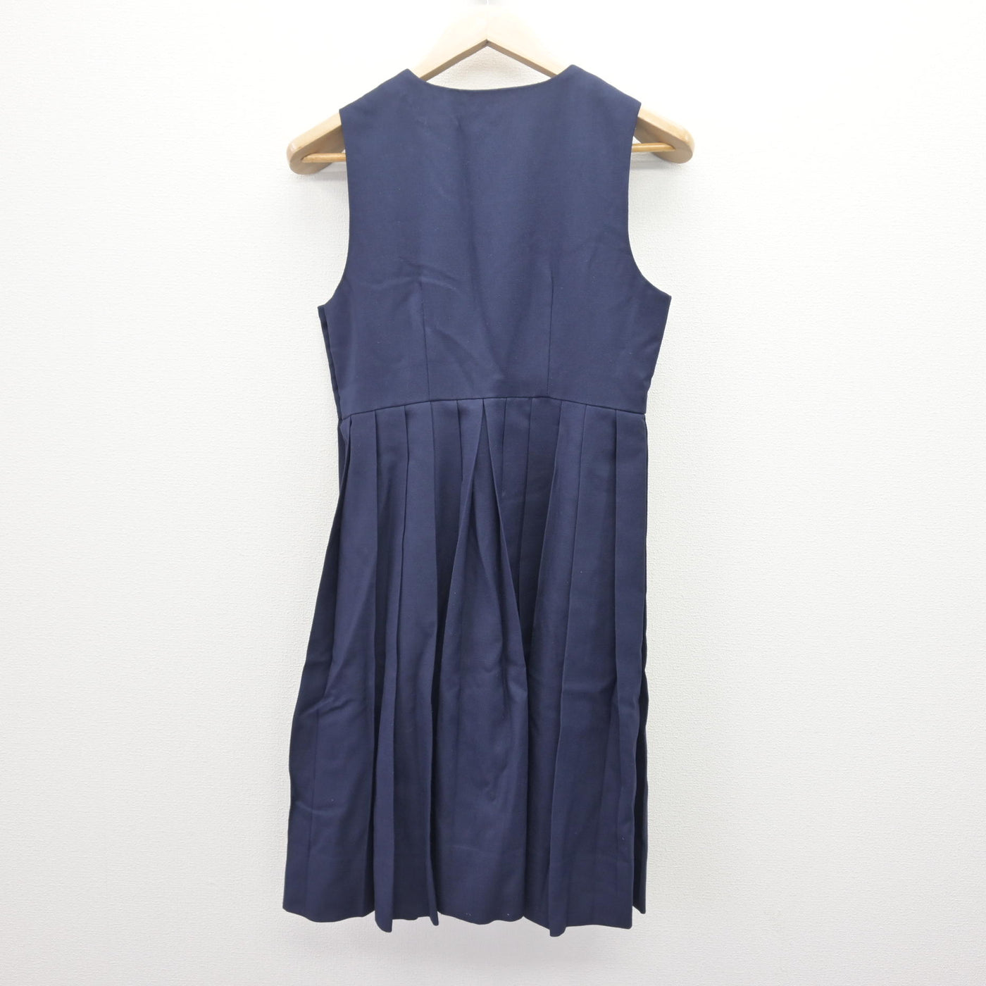 【中古】福岡県 筑紫女学園中学・高等学校 女子制服 2点 (セーラー服・ジャンパースカート) sf121793