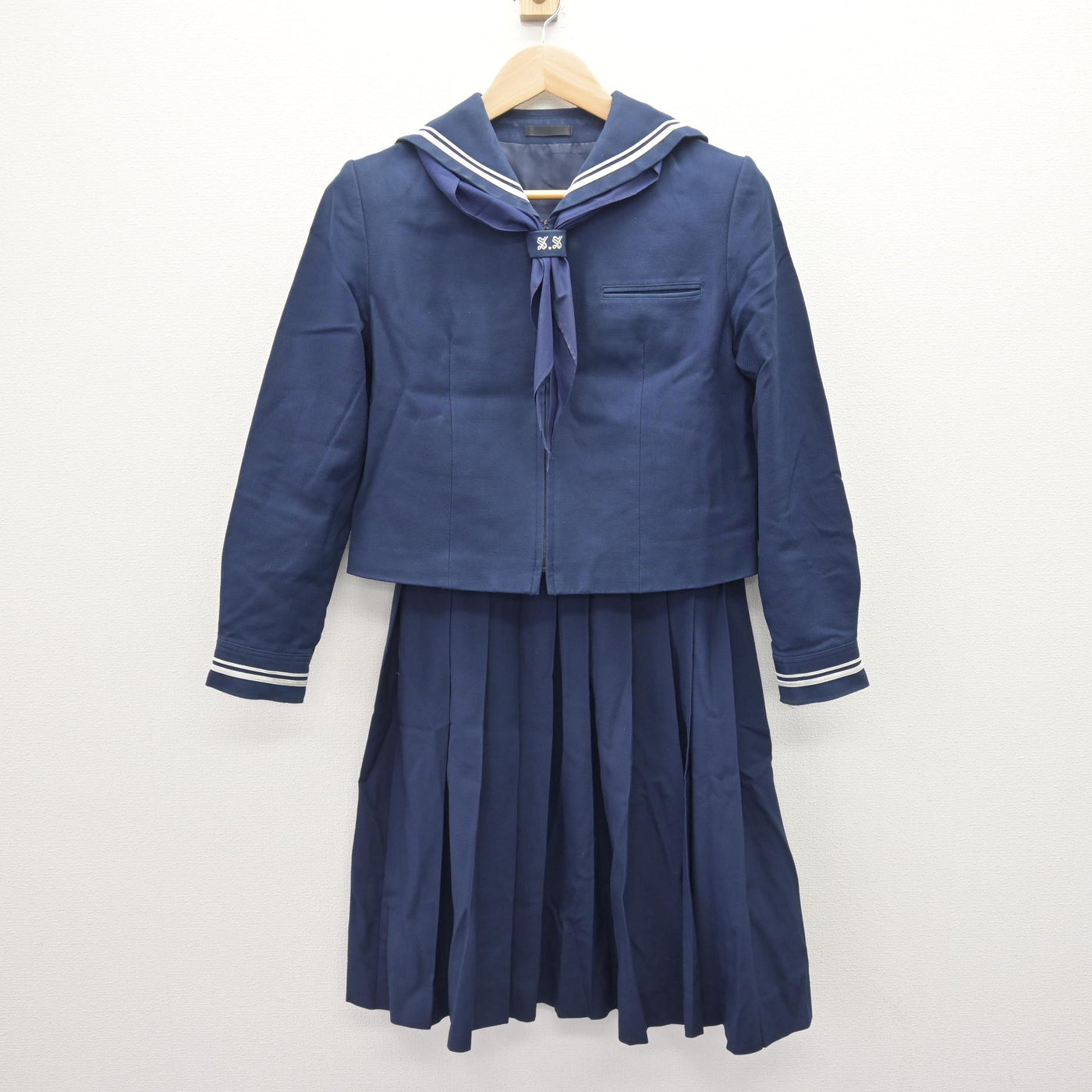 【中古】千葉県 昭和学院秀英中学校・高等学校 女子制服 3点 (セーラー服・スカート) sf121794