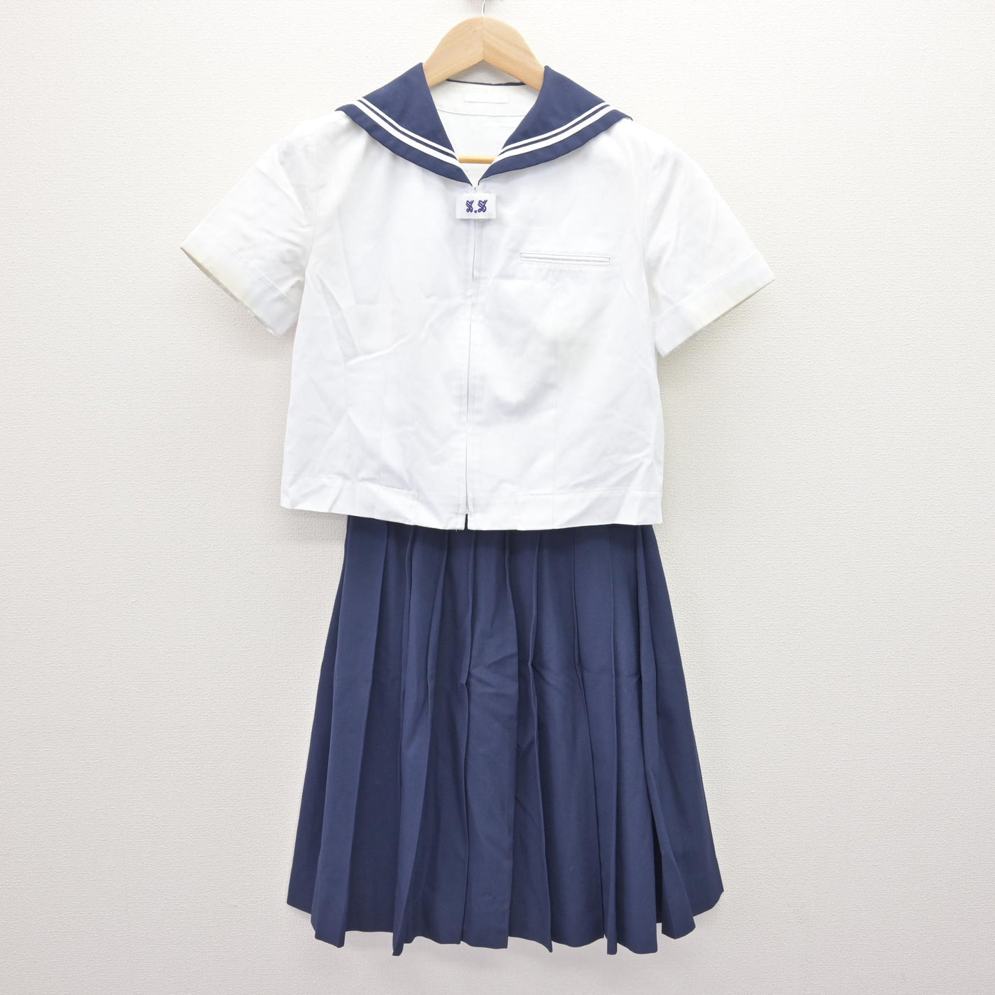 【中古】千葉県 昭和学院秀英中学校・高等学校 女子制服 3点 (セーラー服・セーラー服・スカート) sf121795