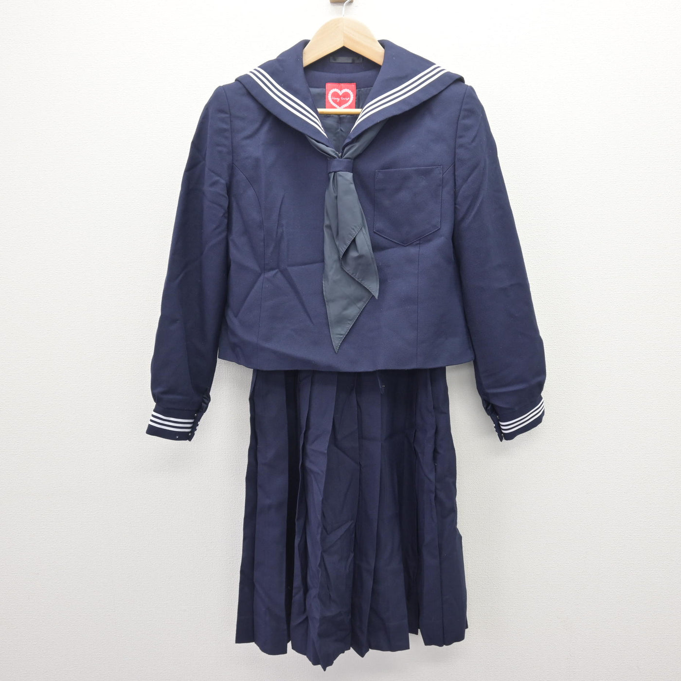 【中古】茨城県 勝田第二中学校 女子制服 3点 (セーラー服・ジャンパースカート) sf121820