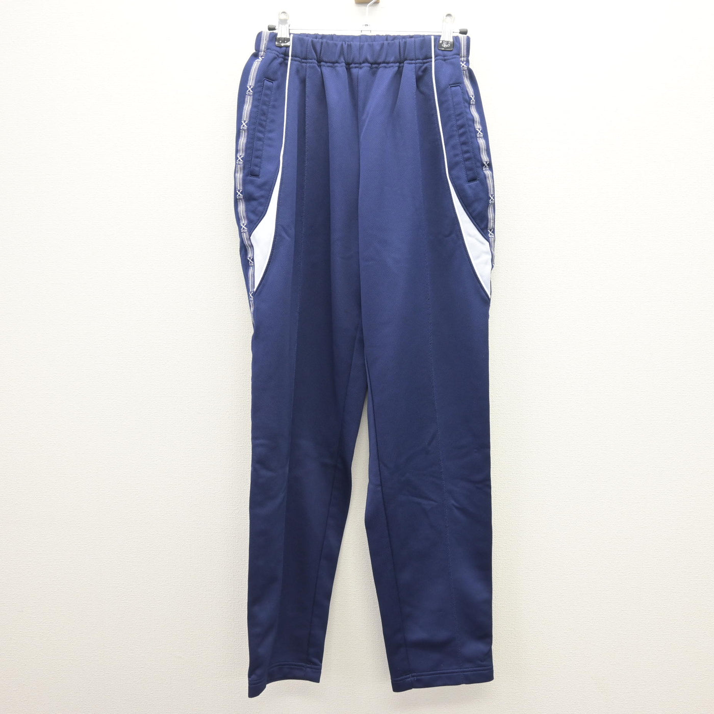【中古】茨城県 勝田第二中学校 女子制服 2点 (ジャージ 上・ジャージ 下) sf121827