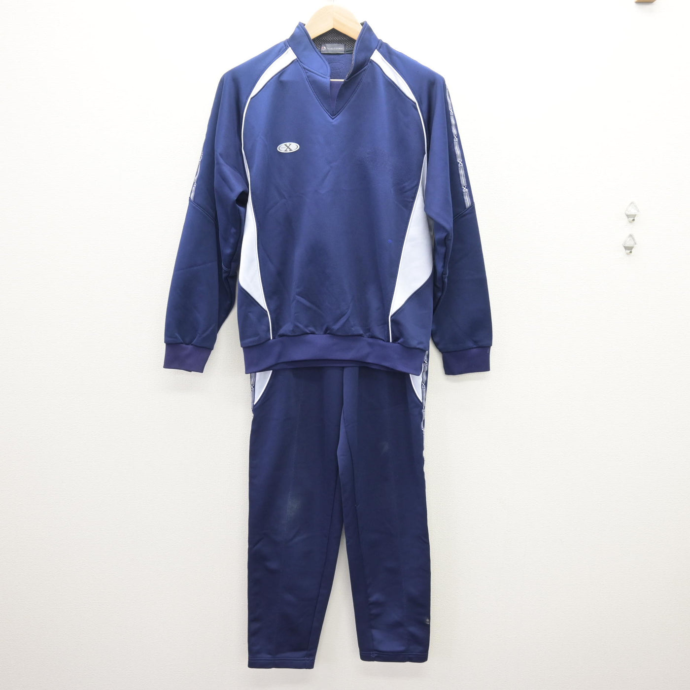 【中古】茨城県 勝田第二中学校 女子制服 2点 (ジャージ 上・ジャージ 下) sf121828