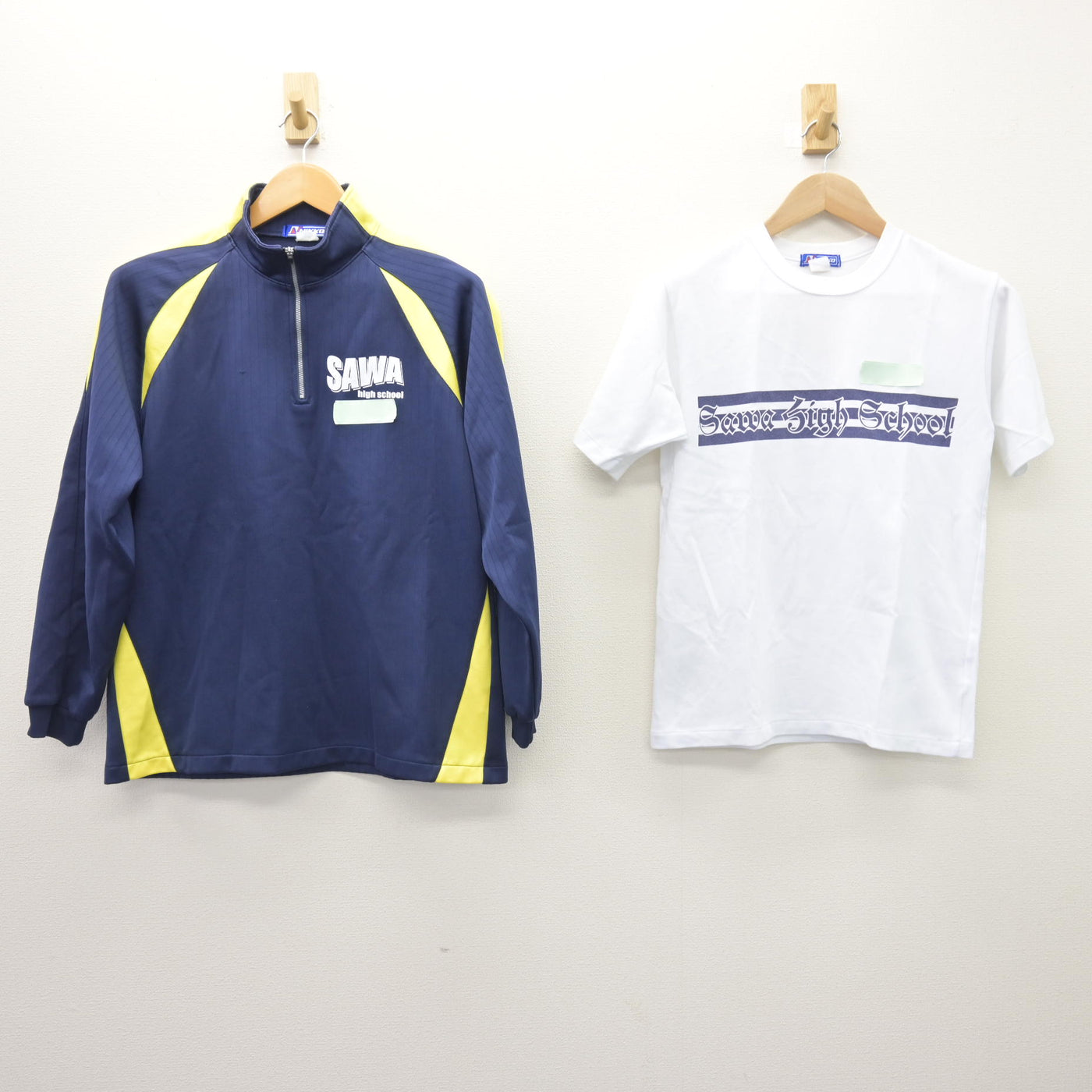 【中古】茨城県 佐和高等学校 女子制服 2点 (ジャージ 上・体操服 上) sf121833