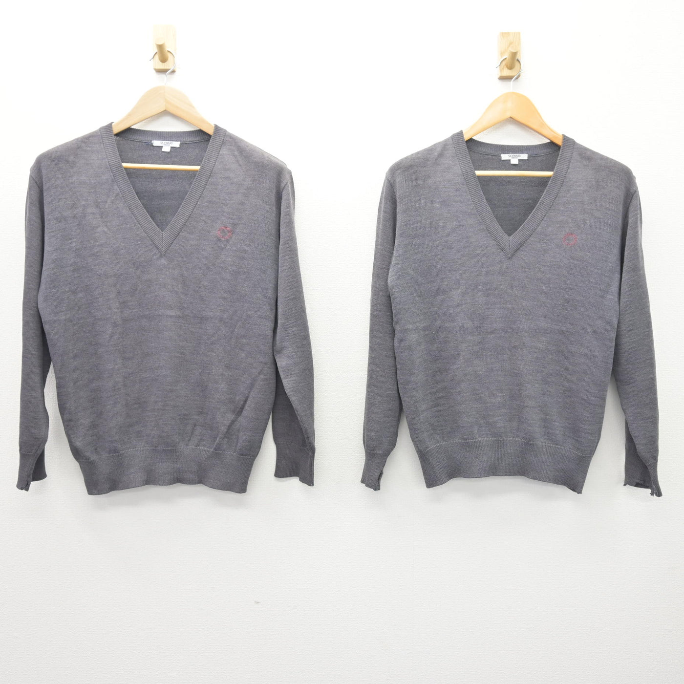 【中古】東京都 桜美林高等学校 男子制服 2点 (ニット・ニット) sf121837