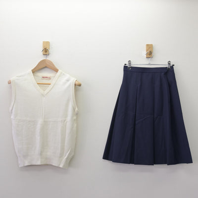 【中古】神奈川県 保土ケ谷中学校 女子制服 2点 (ニットベスト・スカート) sf121857