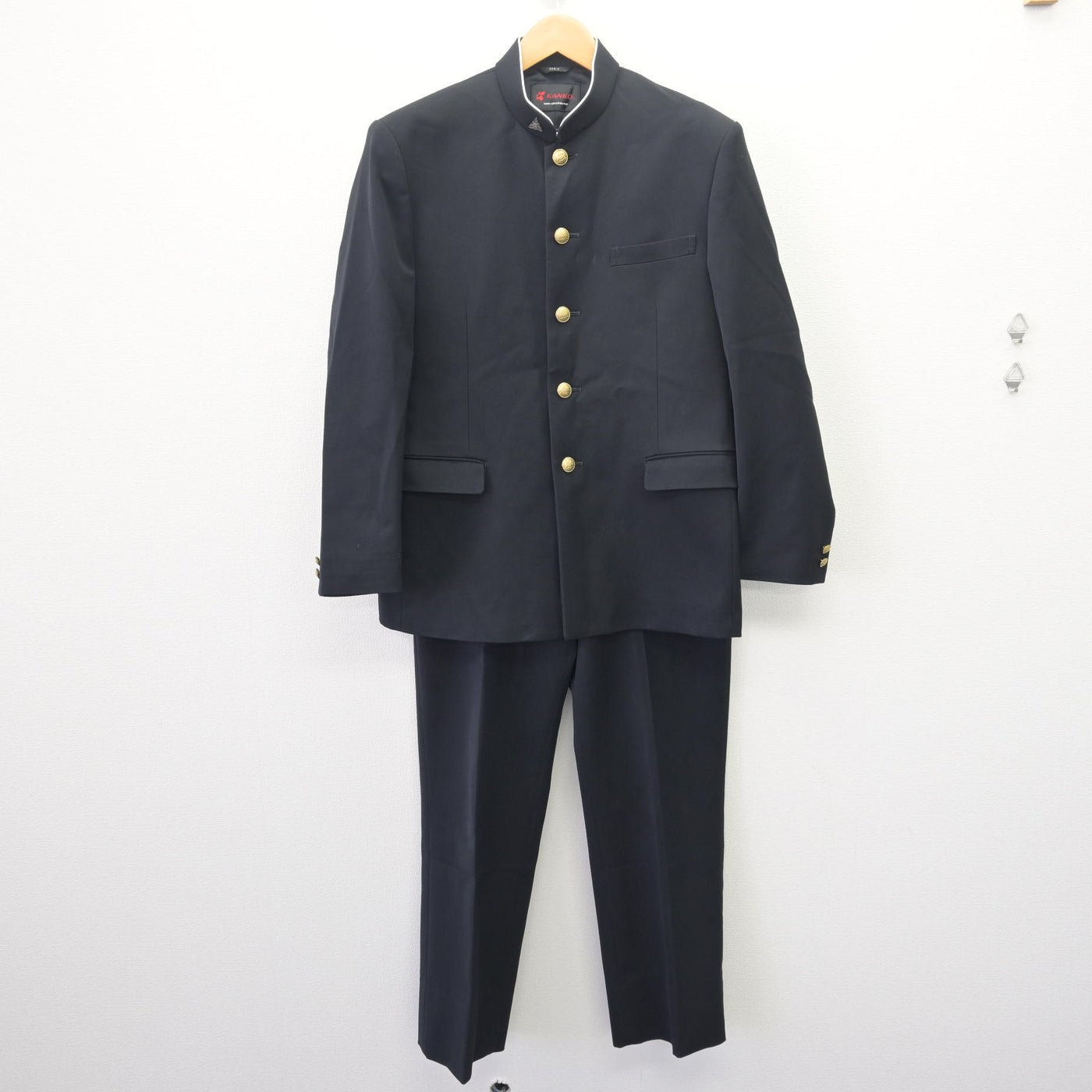 【中古】香川県 高松東高等学校 男子制服 3点 (学ラン・ズボン) sf121875