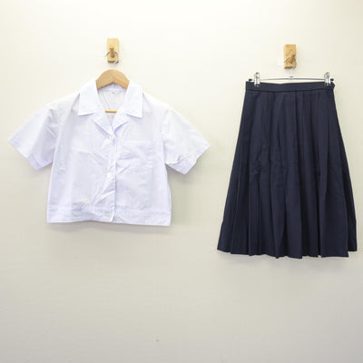 【中古】奈良県 天理市立北中学校 女子制服 2点 (シャツ・スカート) sf121902