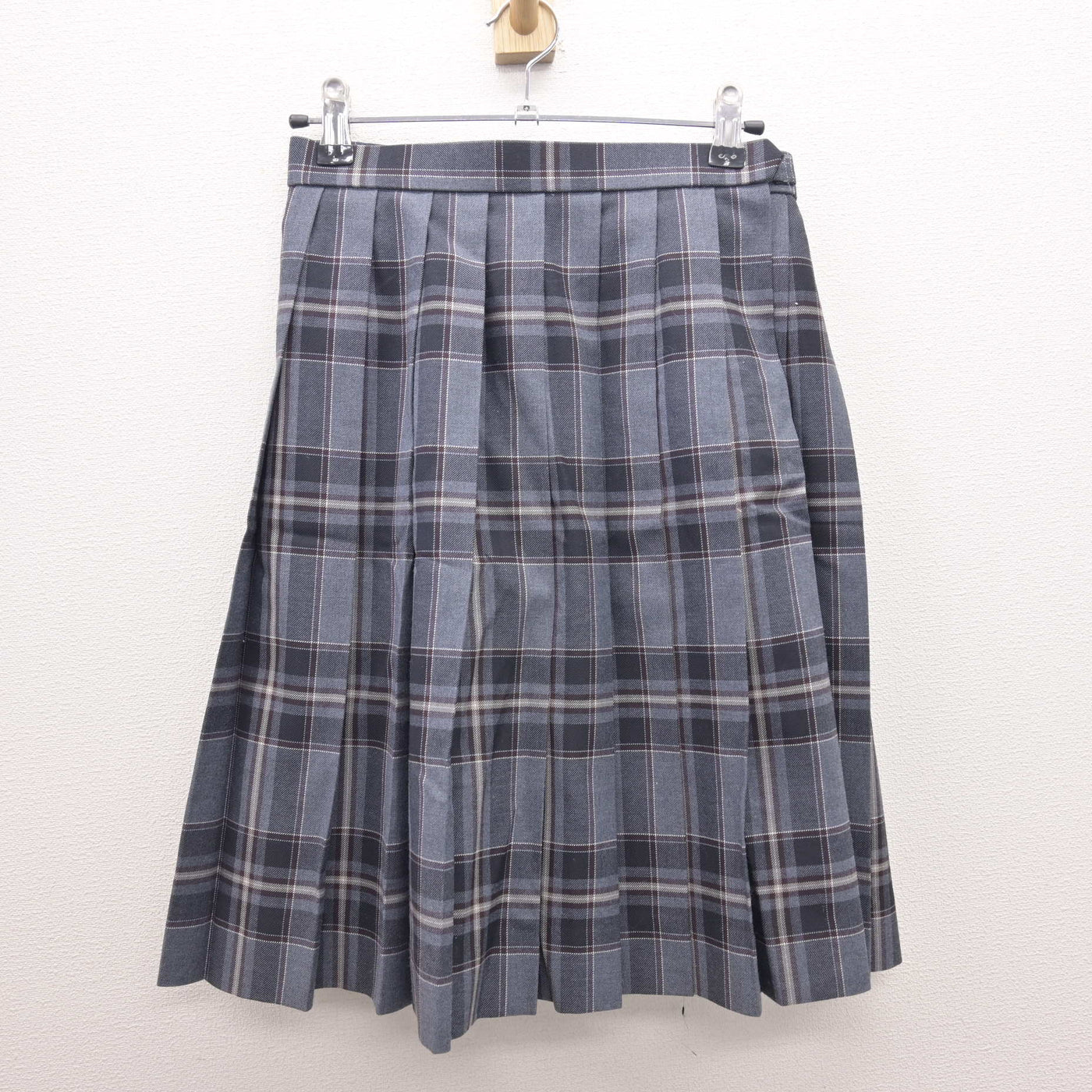 【中古】北海道 北海学園札幌高等学校 女子制服 3点 (ニット・シャツ・スカート) sf121936