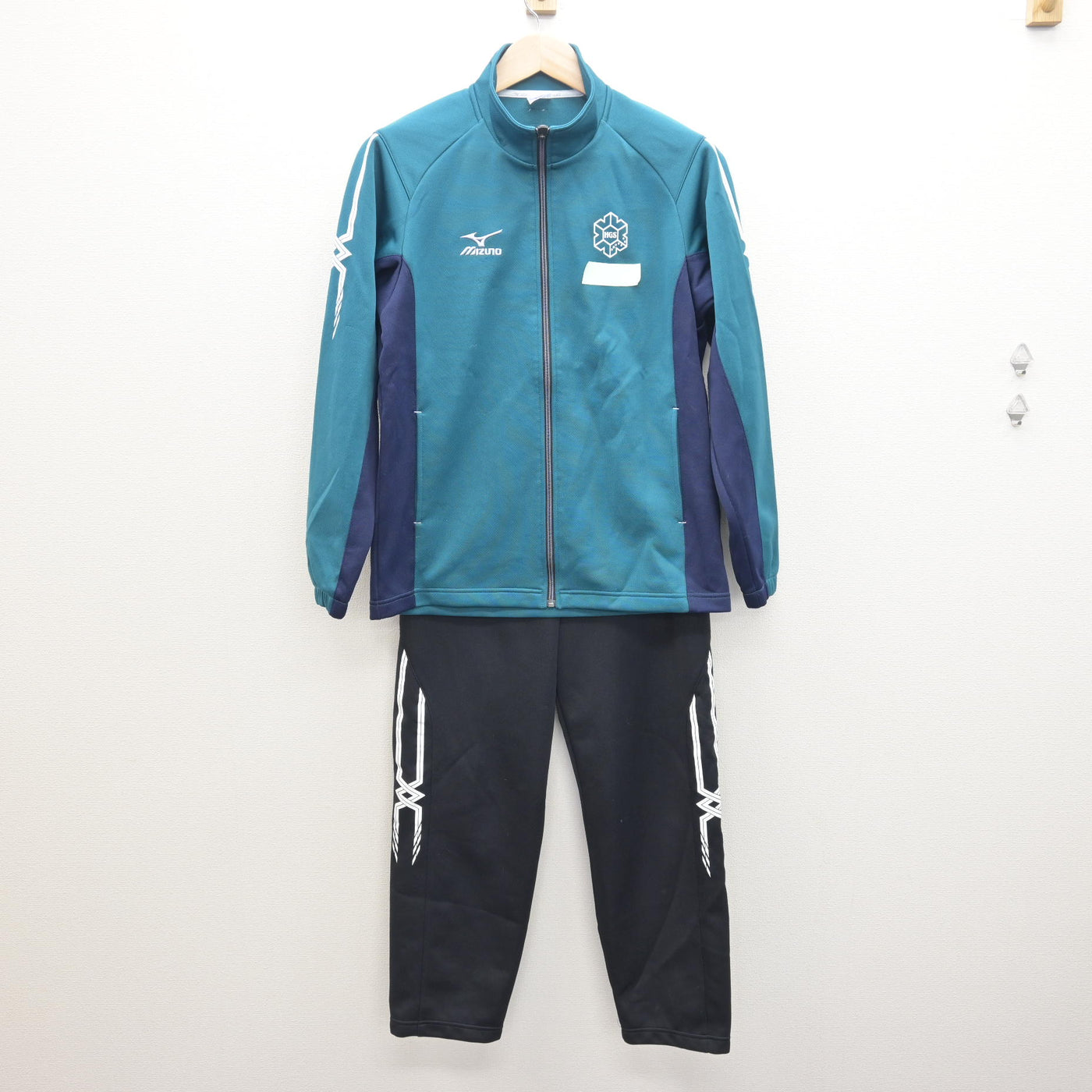 【中古】北海道 北海学園札幌高等学校 女子制服 2点 (ジャージ 上・ジャージ 下) sf121943