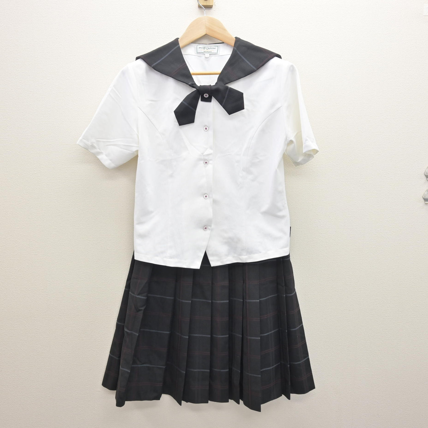 【中古】福岡県 九州産業大学付属九州産業高校 女子制服 2点 (ブラウス・スカート) sf121946