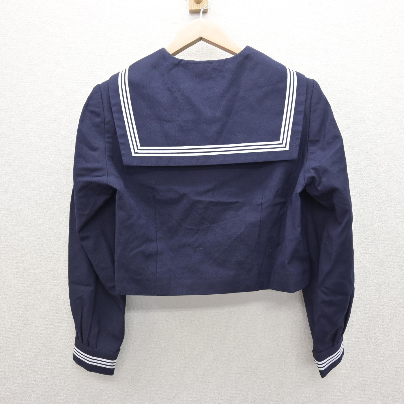 【中古】埼玉県 川越市立川越高等学校 女子制服 3点 (セーラー服・ニット・スカート) sf121950