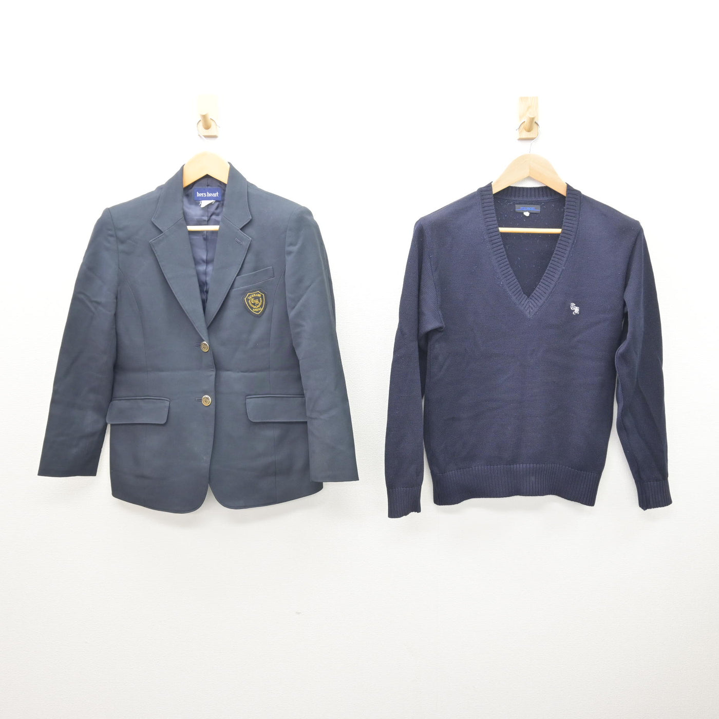 【中古】東京都 立川国際中等教育学校/前期課程 女子制服 3点 (ブレザー・ニット) sf121951