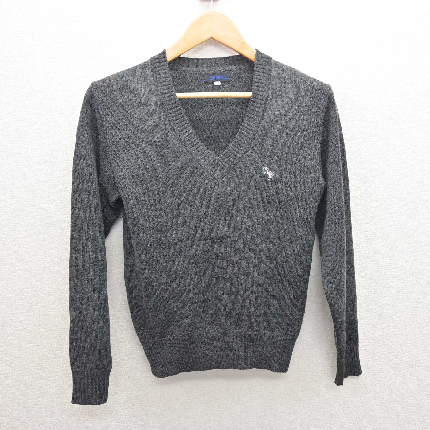 【中古】東京都 立川国際中等教育学校/後期課程 女子制服 2点 (ニット・シャツ) sf121955