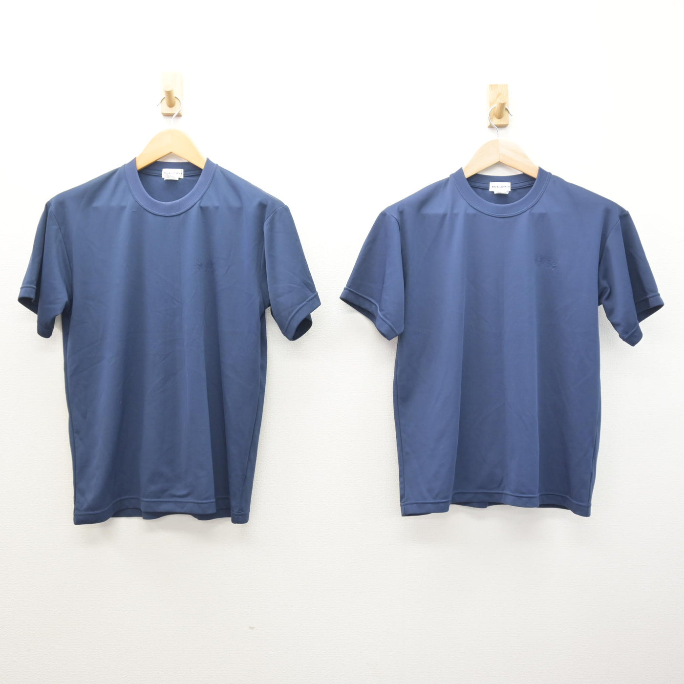 【中古】埼玉県 日高高等学校 女子制服 2点 (体操服 上) sf121983